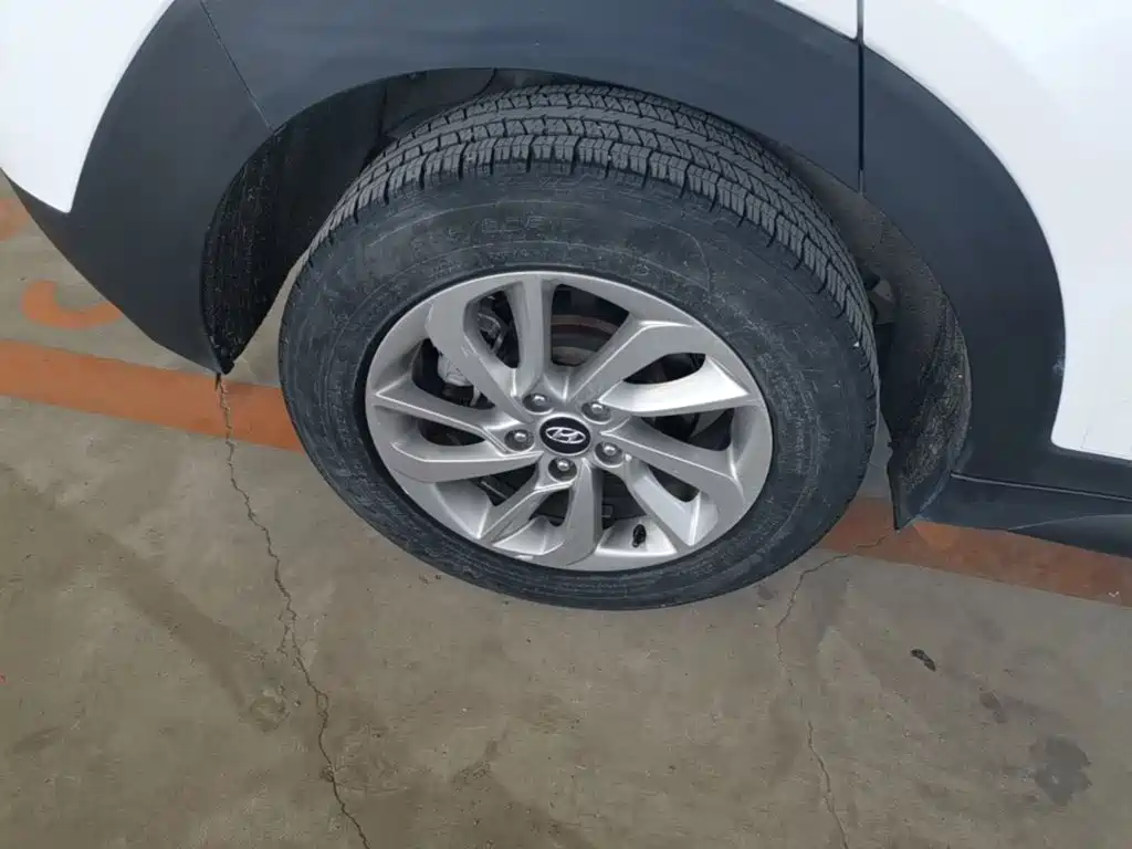 Hyundai Tucson 2018 — фото 20