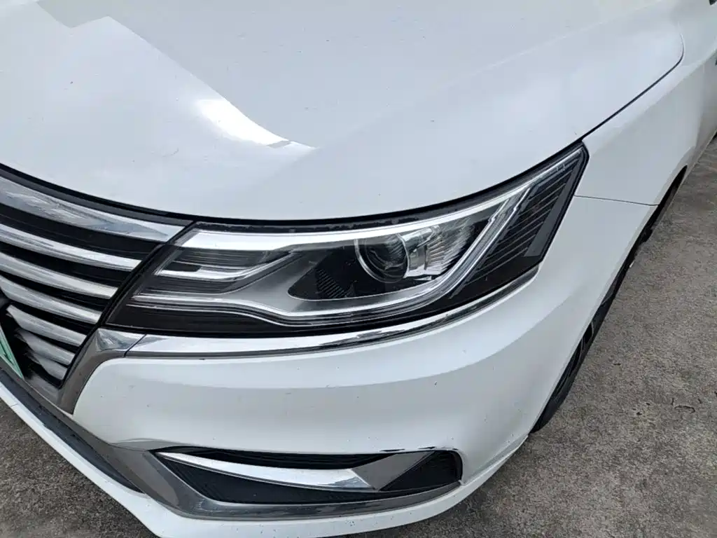Roewe i6 New Energy 2020 — фото 18