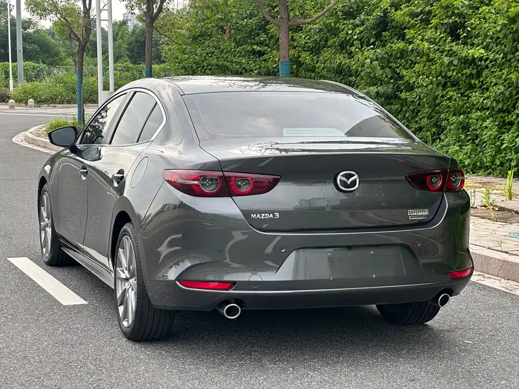 Mazda 3 Axela 2020