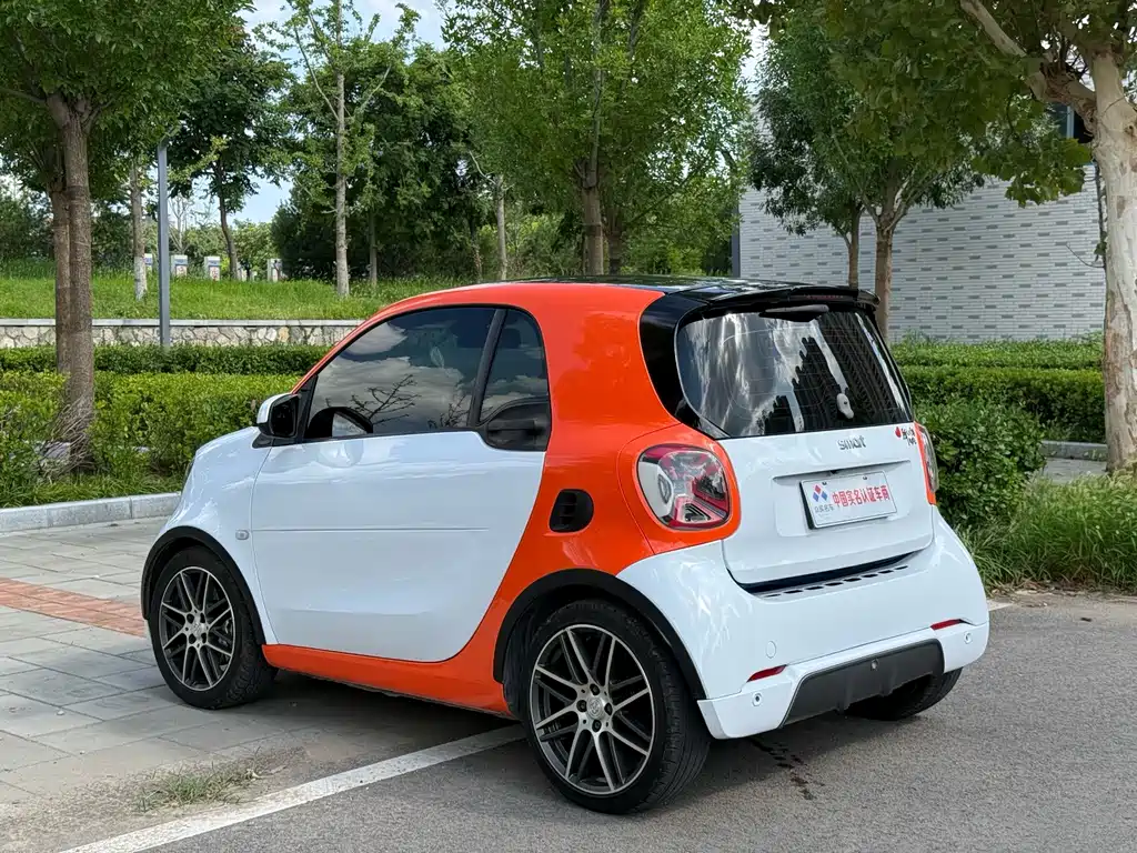 smart fortwo 2018 — фото 18