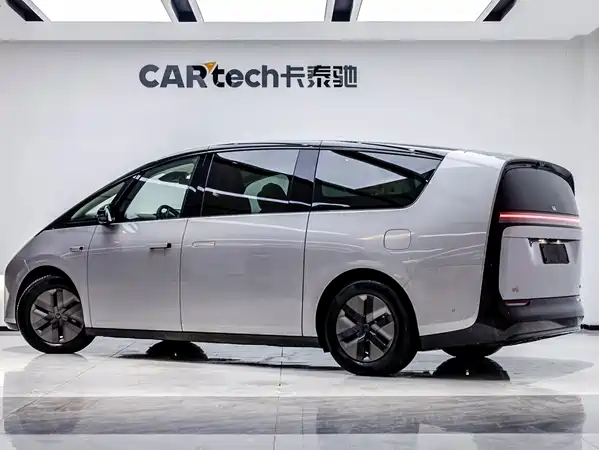 Li Auto MEGA 2025