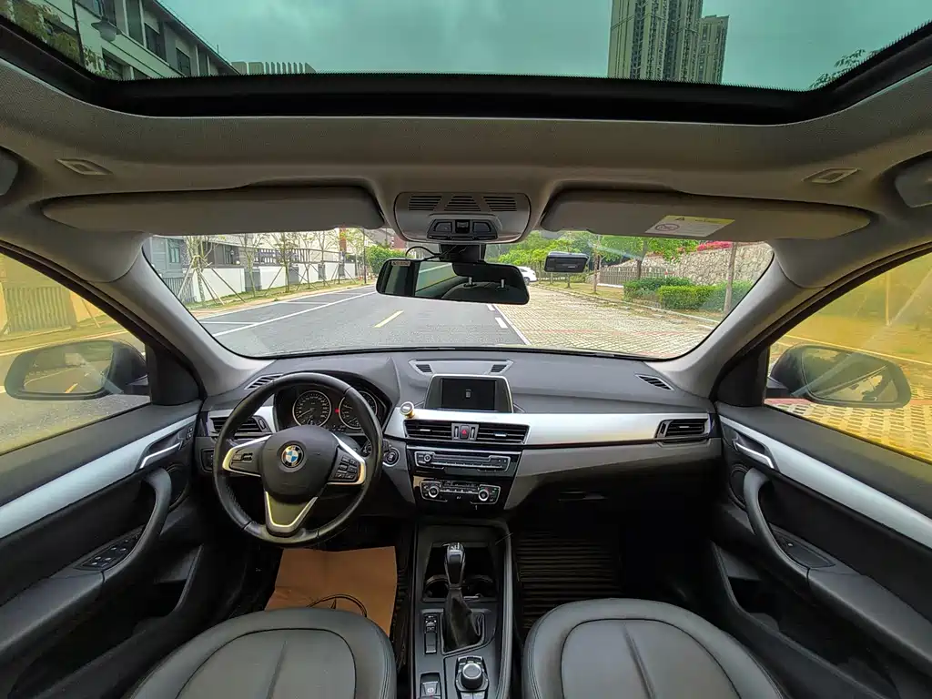 BMW X1 2017 — фото 10
