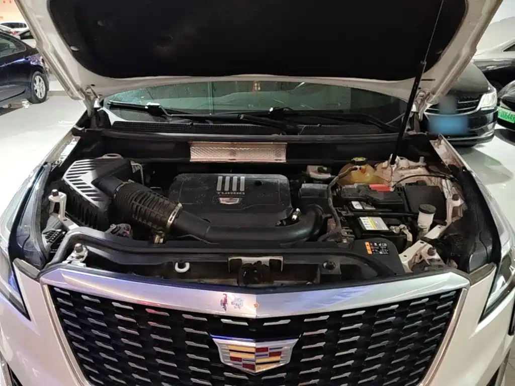 Cadillac XT5 2020 — фото 20