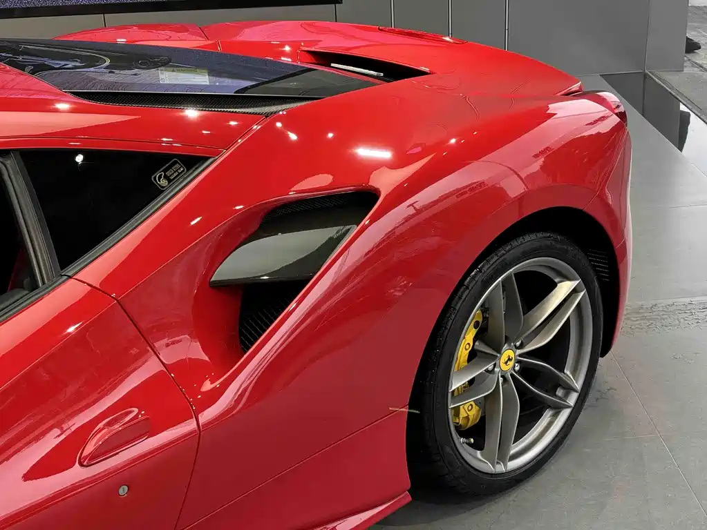 Ferrari 488 2019 — фото 5