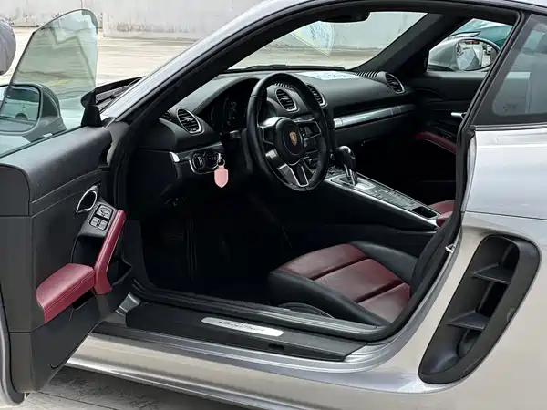 Porsche 718 2018