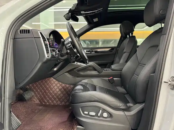 Porsche Cayenne 2019