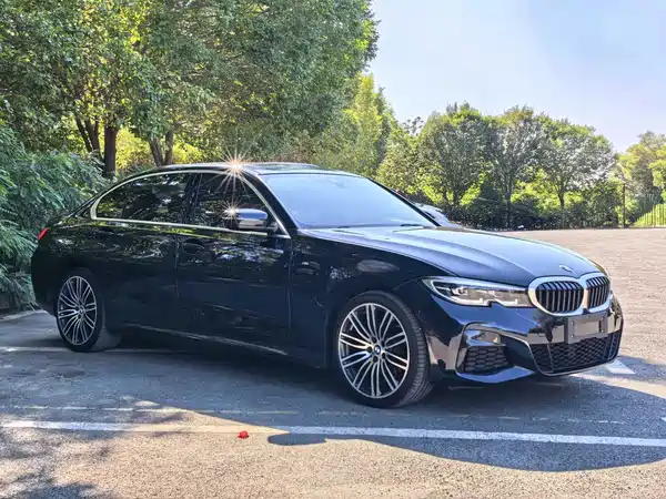 BMW 3 Series 2022