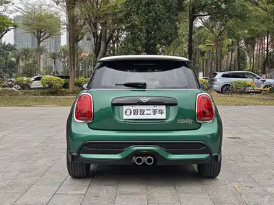 MINI MINI 2022