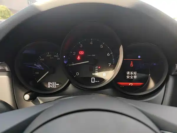Porsche Macan 2025