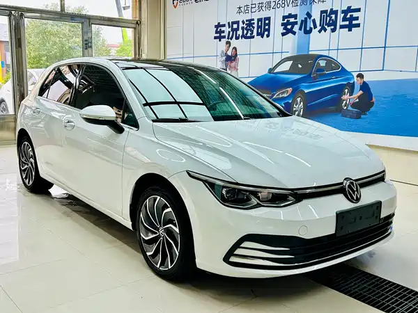 Volkswagen Golf 2023