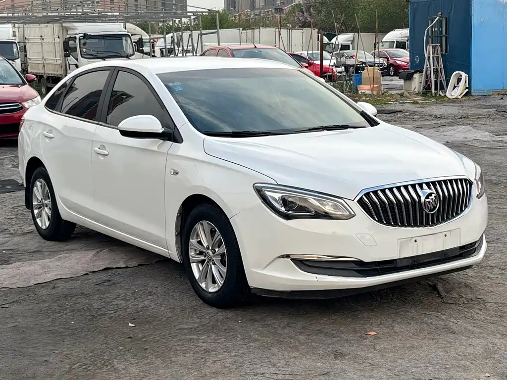 Buick Excelle 2016 — фото 3