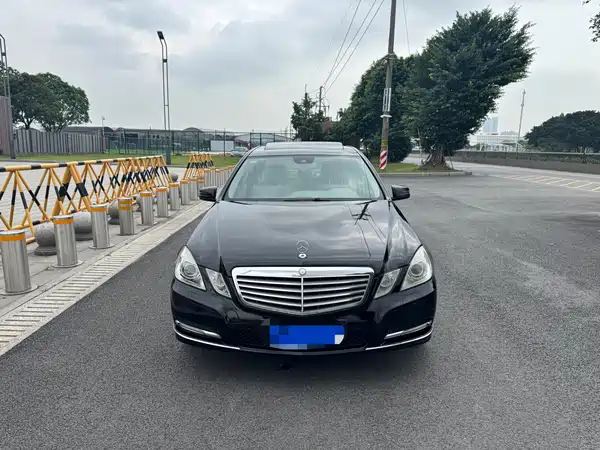 Mercedes-Benz E-Class 2012