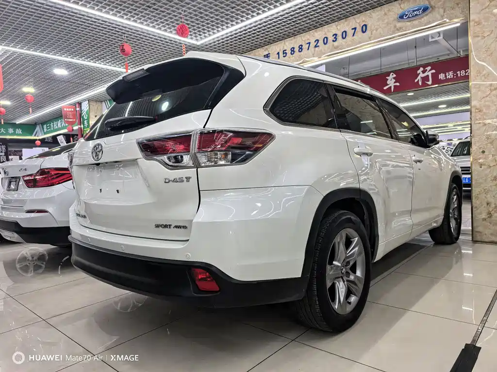 Toyota Highlander 2018 — фото 8