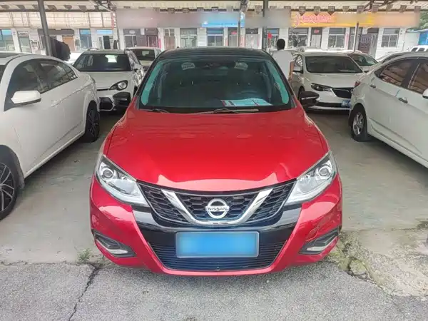Nissan Tiida 2020