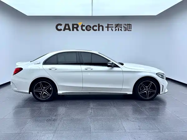 Mercedes-Benz C-Class 2020