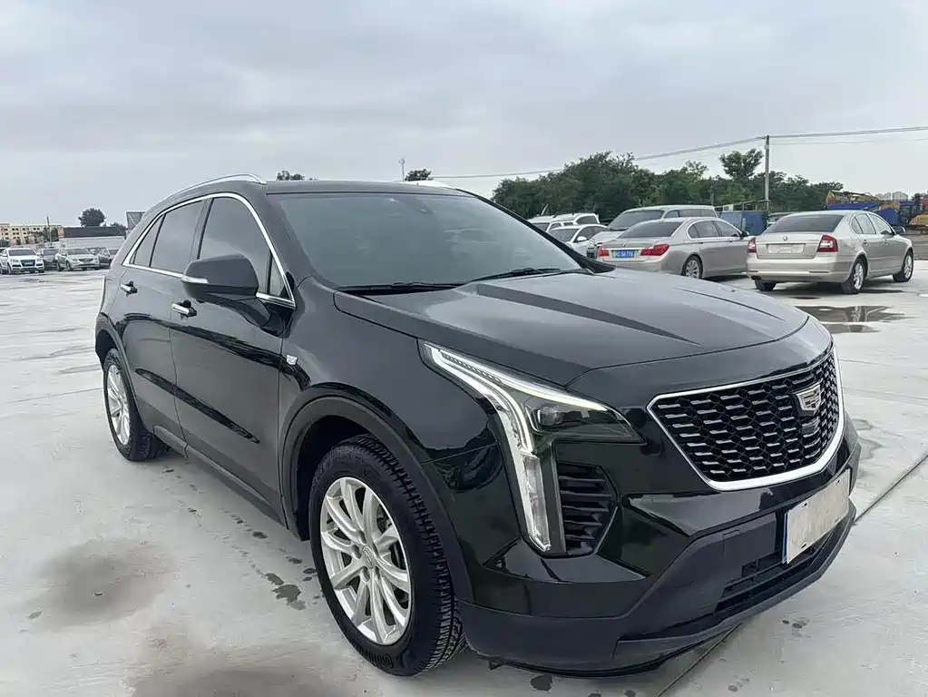 Cadillac XT4 2020 — фото 3