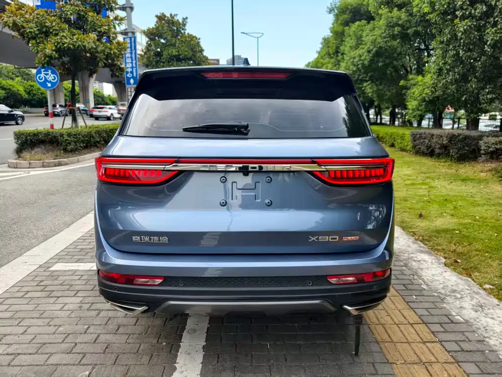 Jetour Jietu X90 PLUS 2023 — фото 12