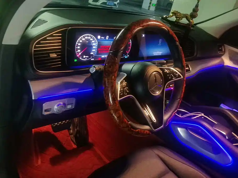 Mercedes-Benz GLE 2023 — фото 12