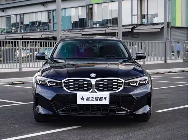BMW 3 Series 2023