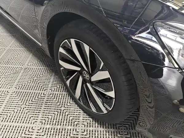 Volkswagen Passat 2023