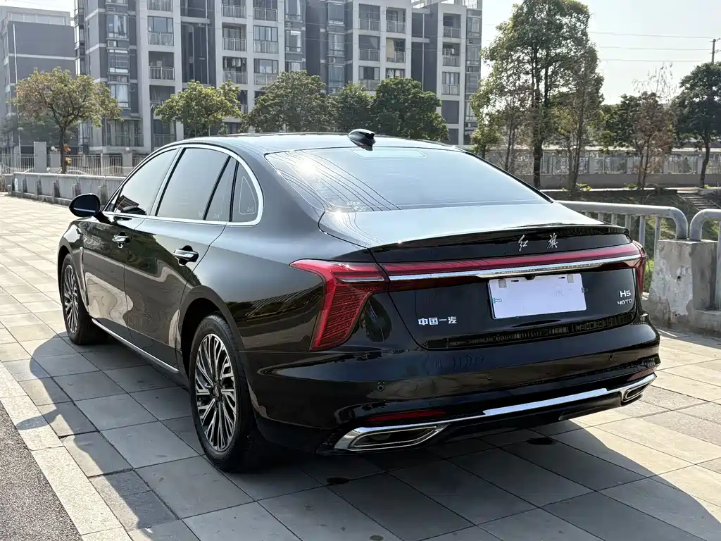 Hongqi H5 2024 — фото 27