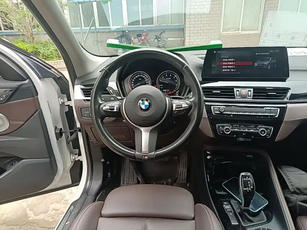 BMW X1 2021 — фото 11