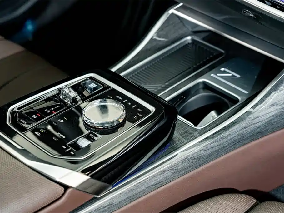 BMW 7 Series 2024 — фото 20