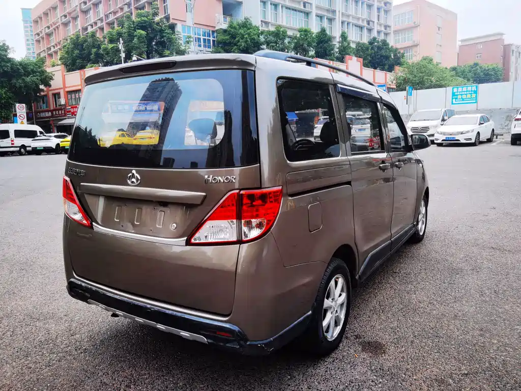 Changan Uno S 2017 — фото 6