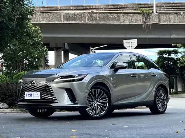 Lexus RX 2023