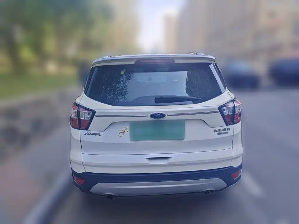 Ford Kuga 2017 — фото 3
