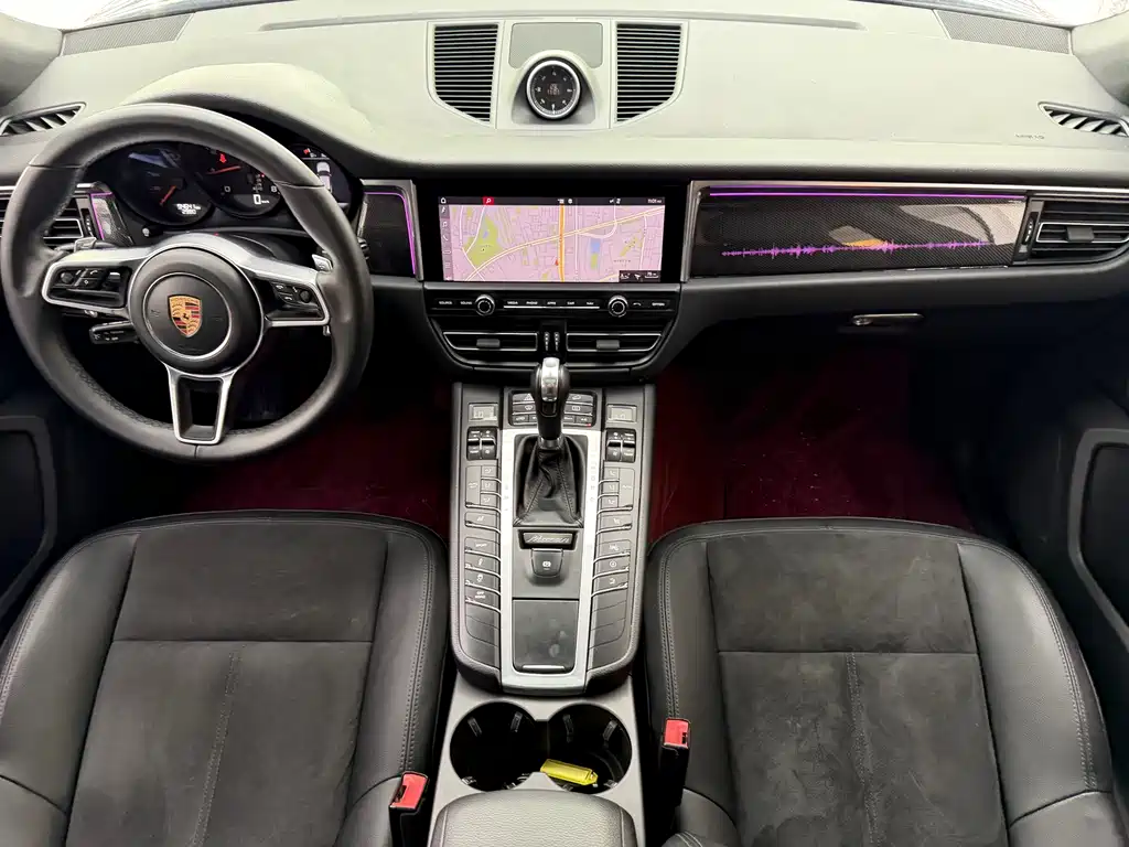 Porsche Macan 2018 — фото 14