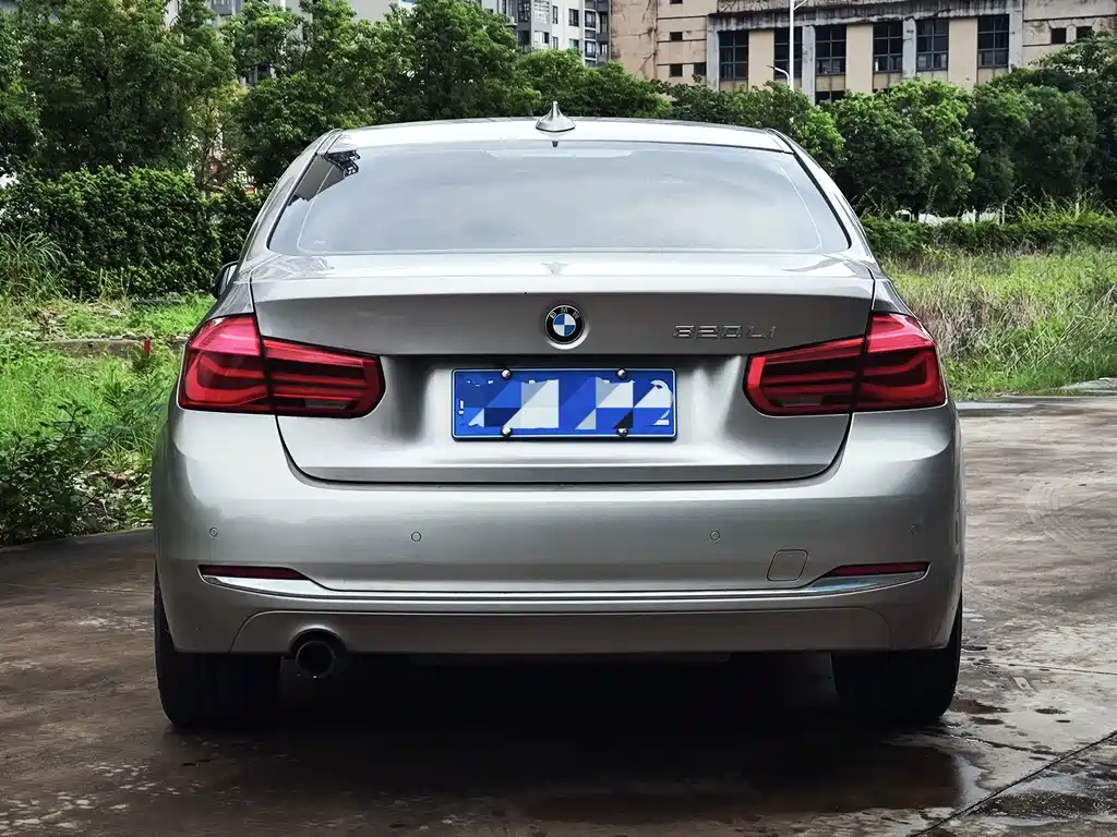 BMW 3 Series 2016