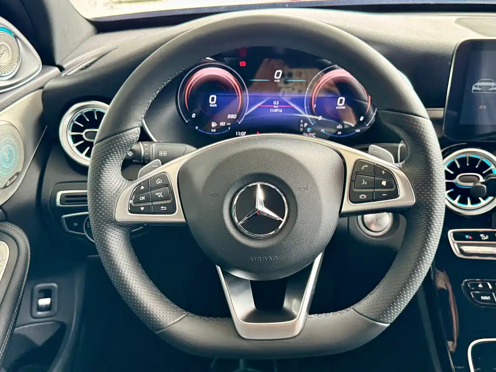 Mercedes-Benz C-Class 2018 — фото 20