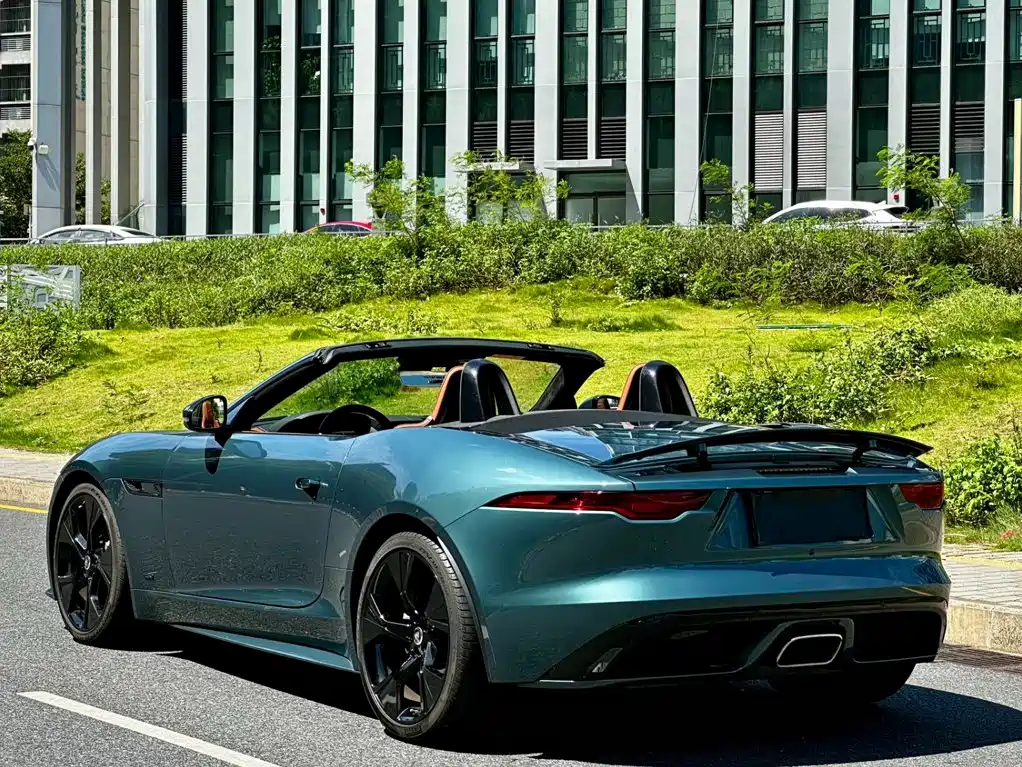 Jaguar F-TYPE 2023 — фото 14