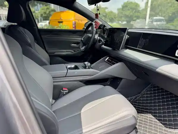 BYD Qin L 2025