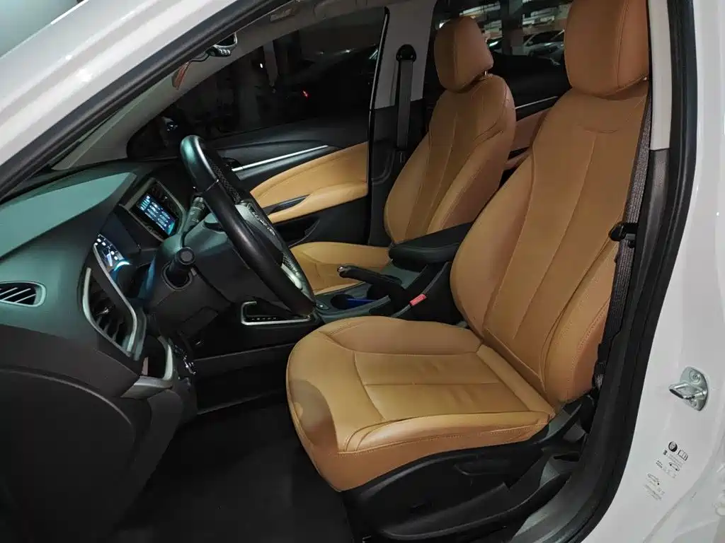Buick Excelle GT 2018 — фото 11