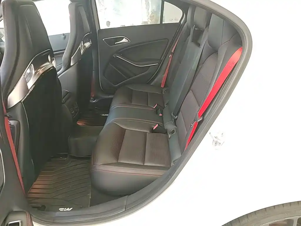 Mercedes-Benz A-Class AMG 2015 — фото 17