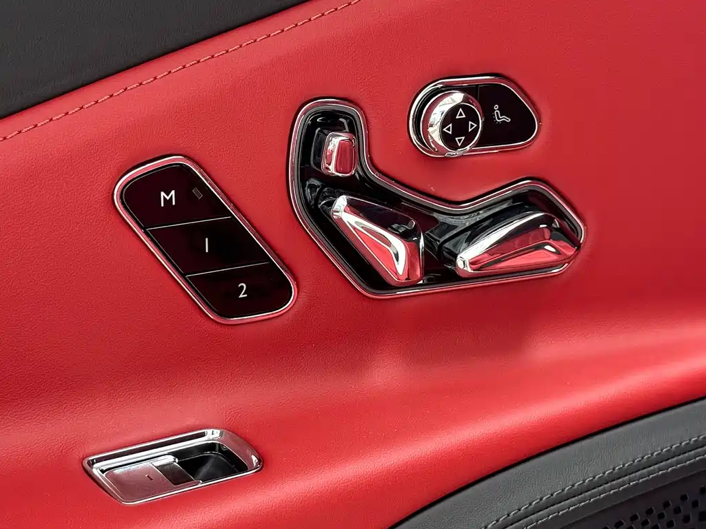 Bentley Flying Spur 2022 — фото 17
