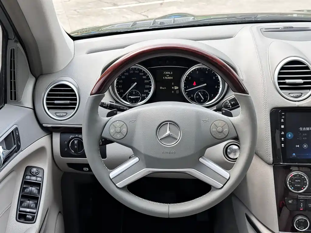 Mercedes-Benz GL-Class 2012 — фото 15
