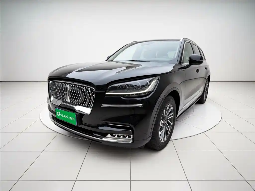 Lincoln Aviator 2022 — фото 1