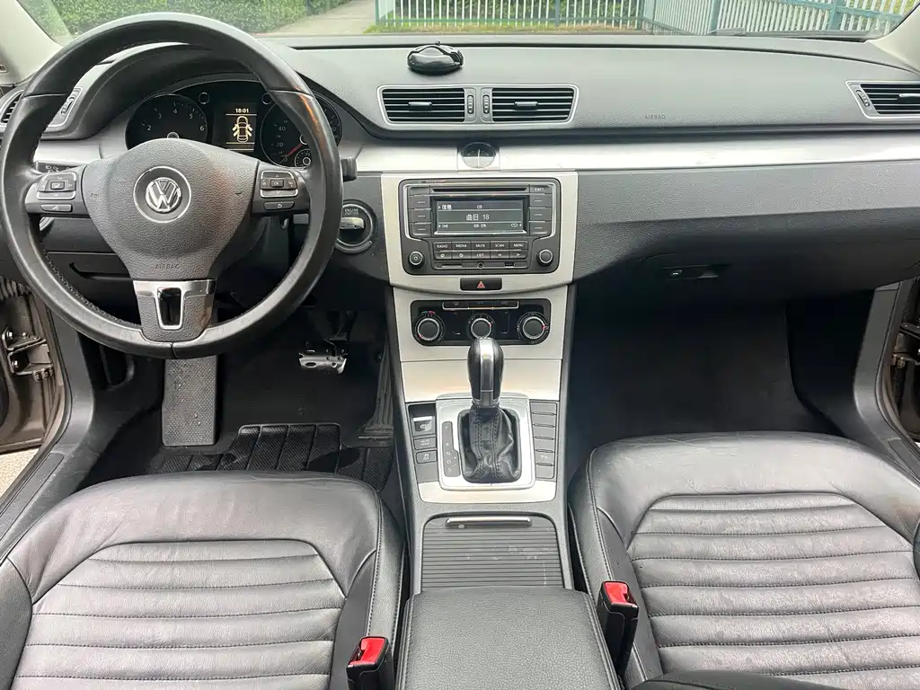 Volkswagen Magotan 2014
