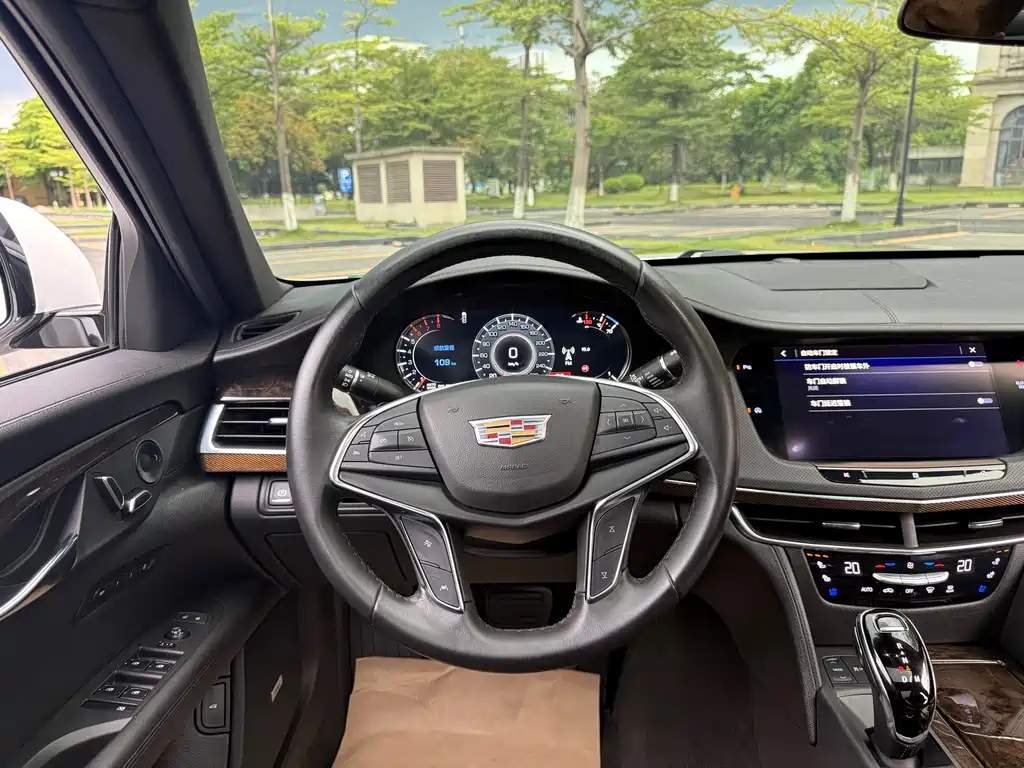 Cadillac CT6 2021 — фото 11