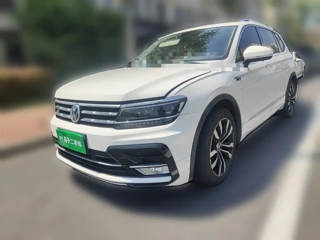 Volkswagen Tiguan L 2020 — фото 2