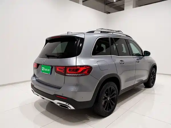 Mercedes-Benz GLB 2024