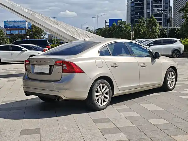 Volvo S60 2018