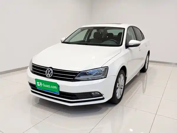 Volkswagen Sagitar 2017