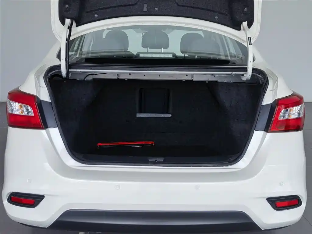 Nissan Sylphy 2020 — фото 16