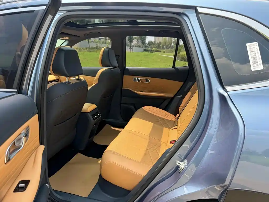 Geely Galaxy Starship 7 2025 — фото 4