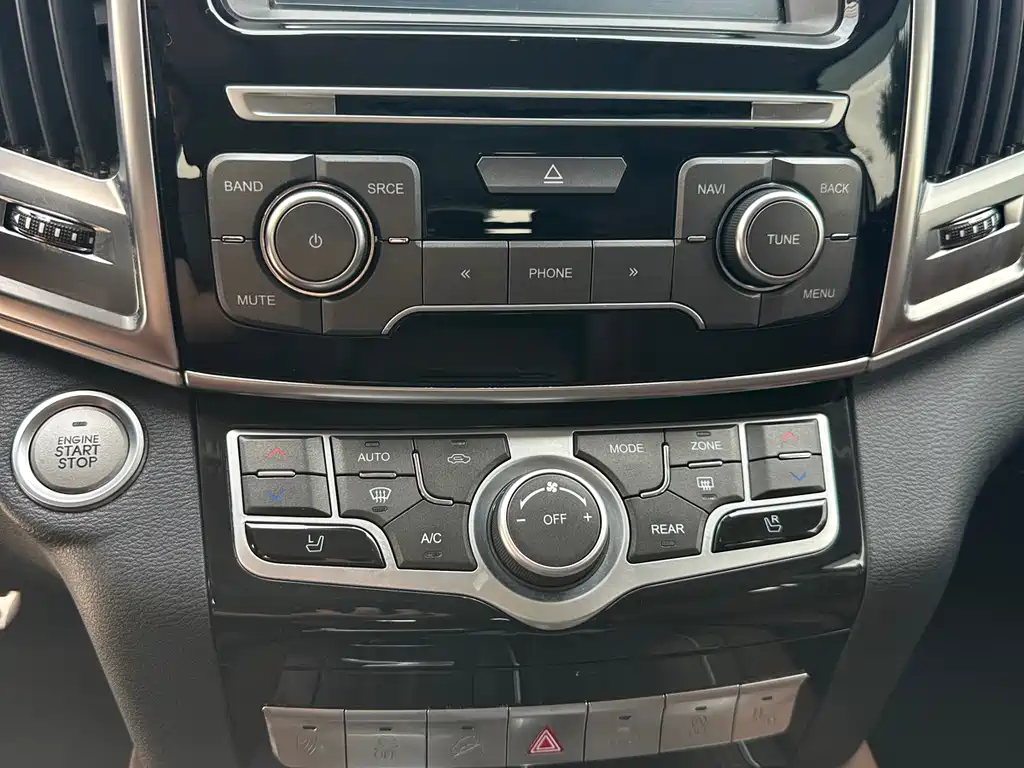 Haval H9 2017 — фото 12