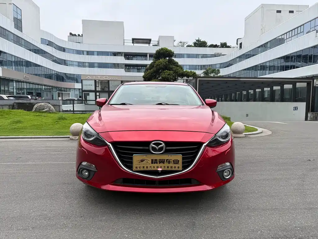 Mazda 3 Axela 2016 — фото 2